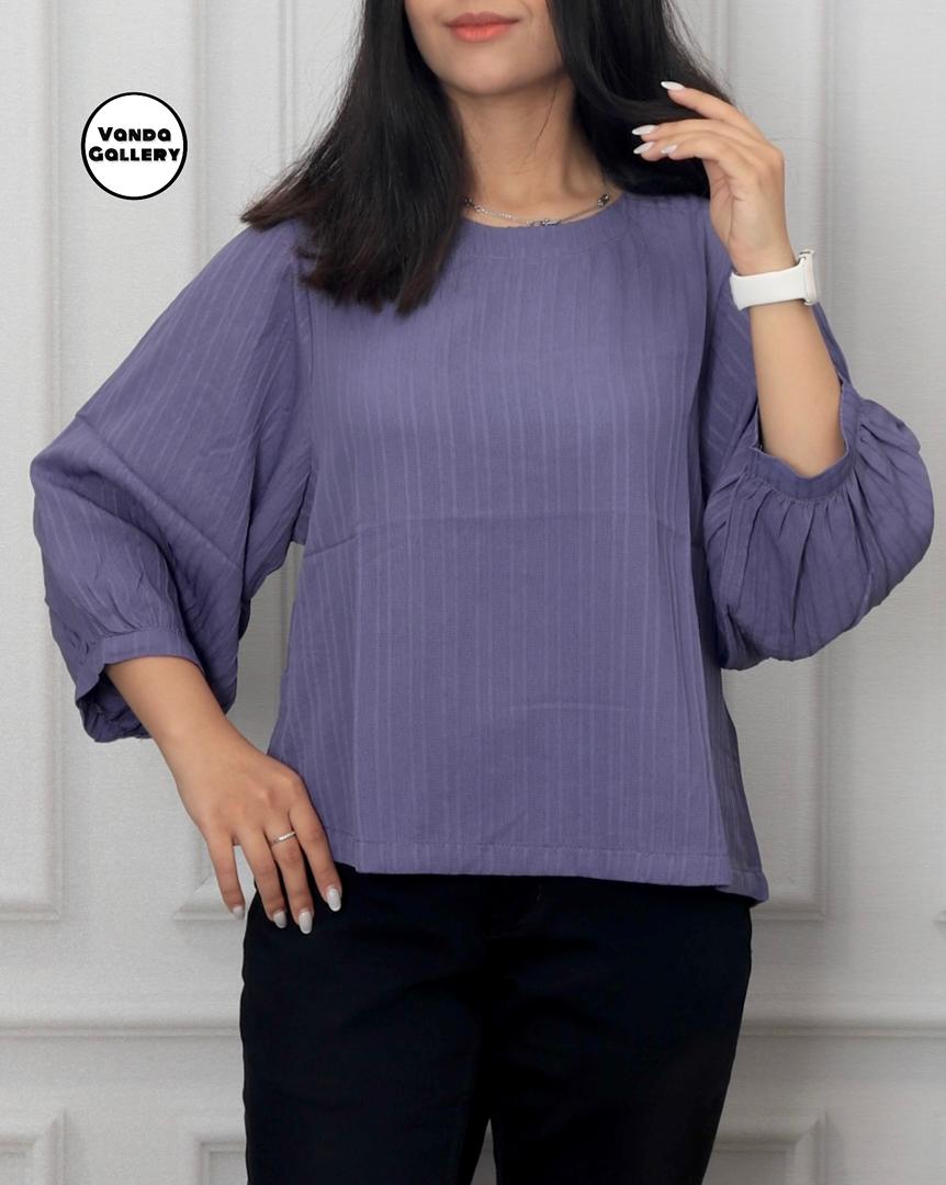 بلوز ابر و بادی